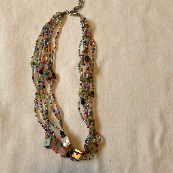 2 beaded necklaces - Picture 2 of 3